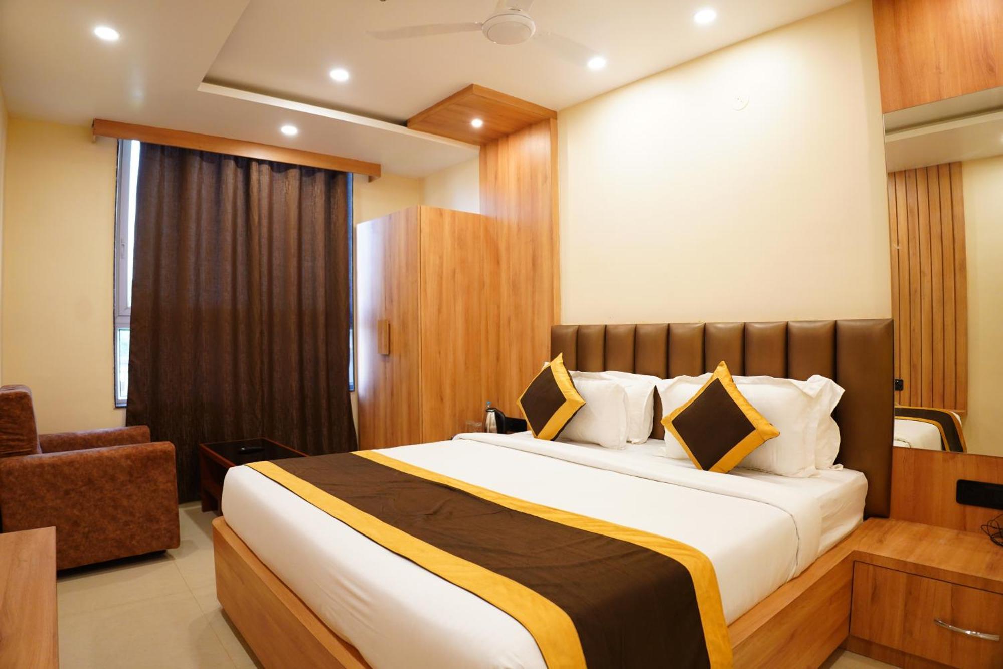 The Marutinandan Grand Hotel Deoghar Ngoại thất bức ảnh