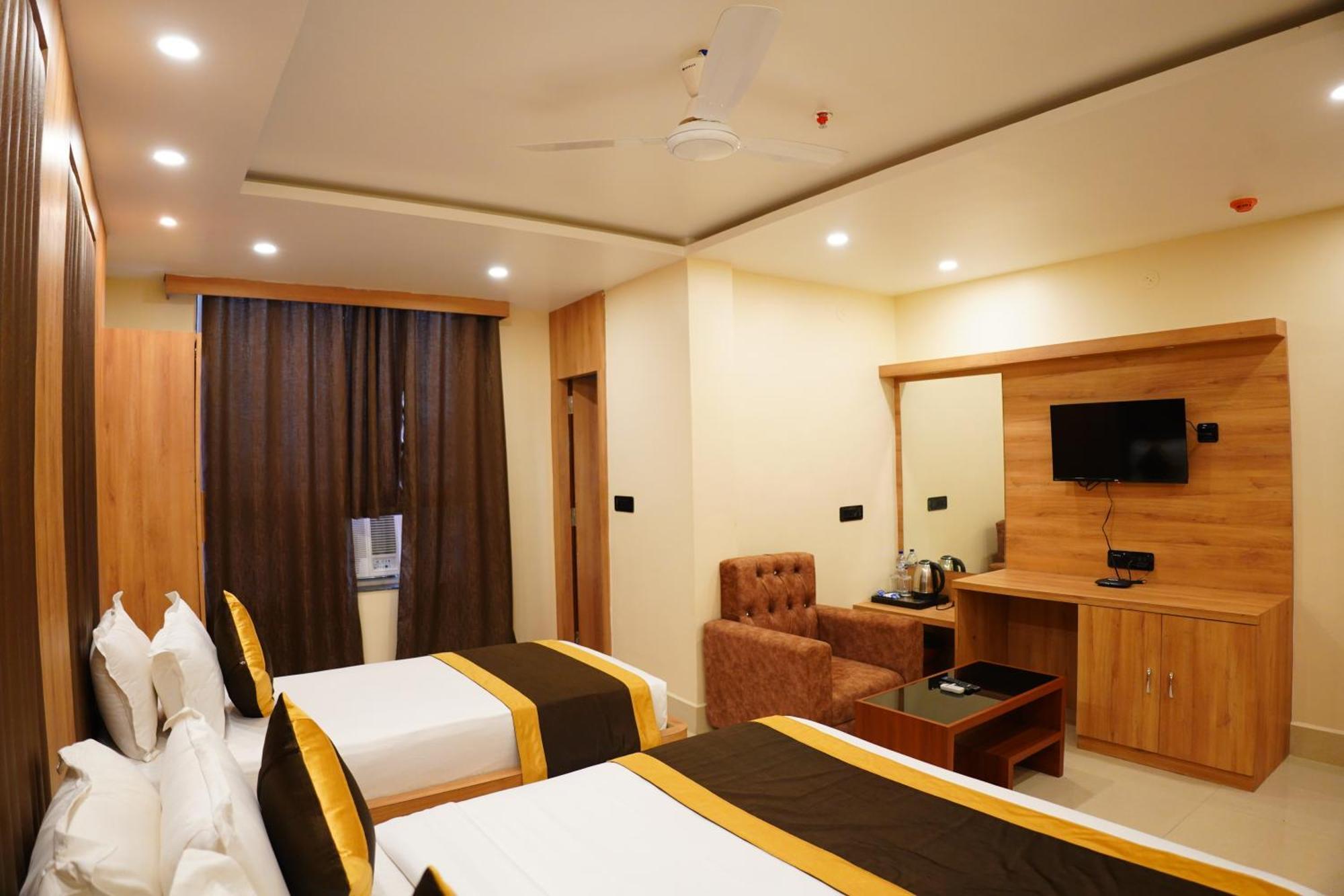 The Marutinandan Grand Hotel Deoghar Ngoại thất bức ảnh