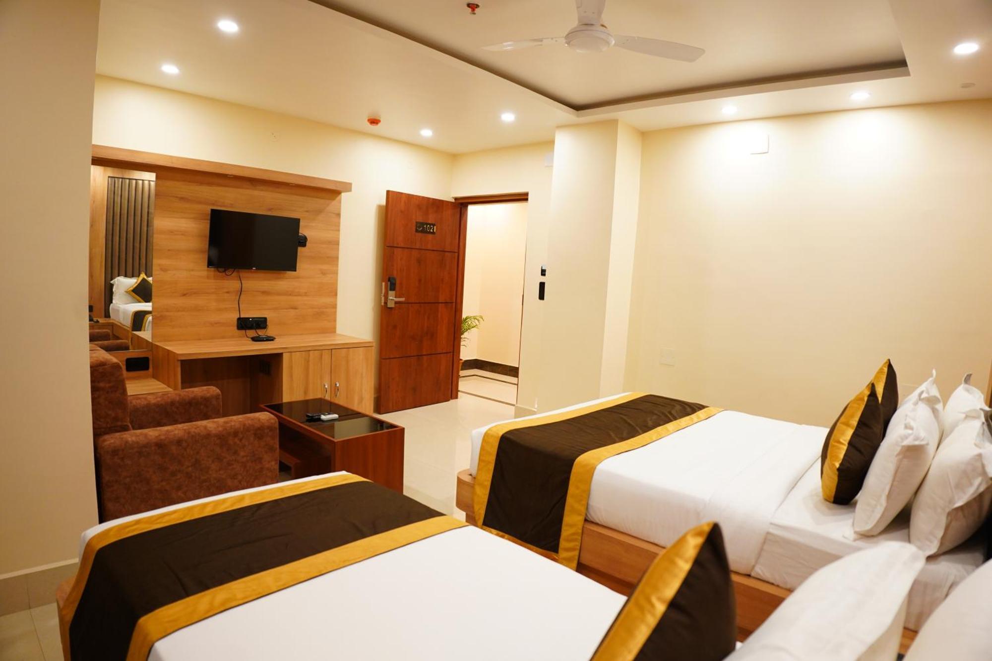 The Marutinandan Grand Hotel Deoghar Ngoại thất bức ảnh